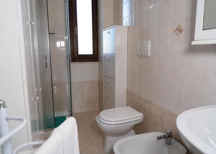 Elle Dimore By Cda לצ'ה